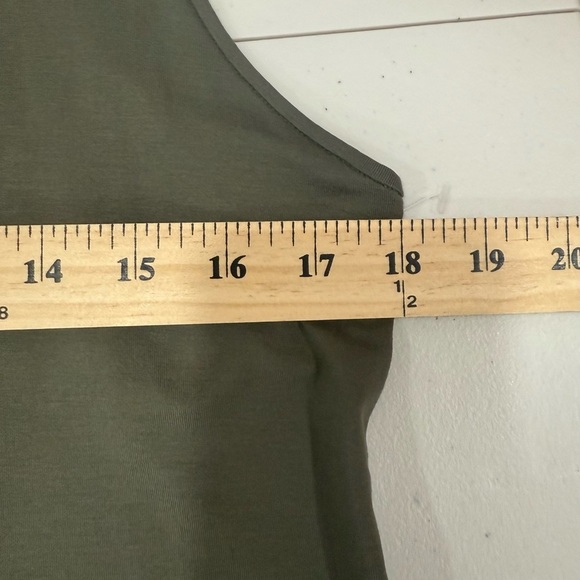 Eileen Fisher Sleeveless Top Long Khaki Green Size Medium - Picture 6 of 7